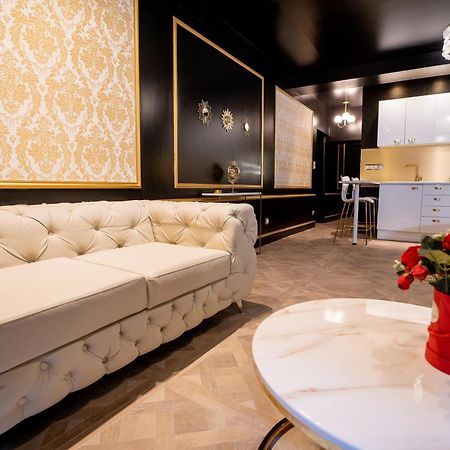 Appartement D'Exception Avec Jacuzzi Villefranche-sur-Saone Bagian luar foto